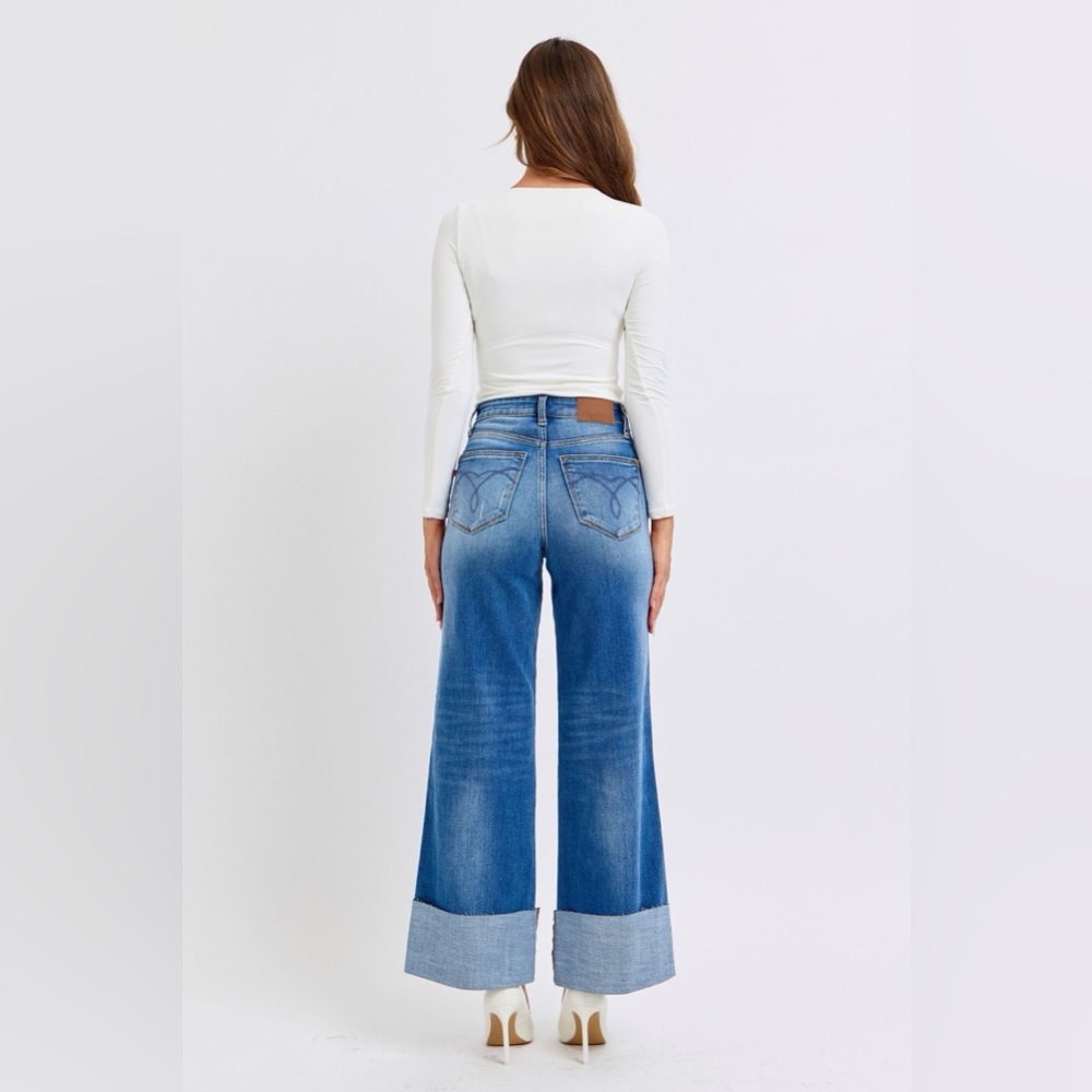 NEW❄️Judy Blue Full Size Distressed High Waist Wide Leg Jeans - Picture 5 of 10